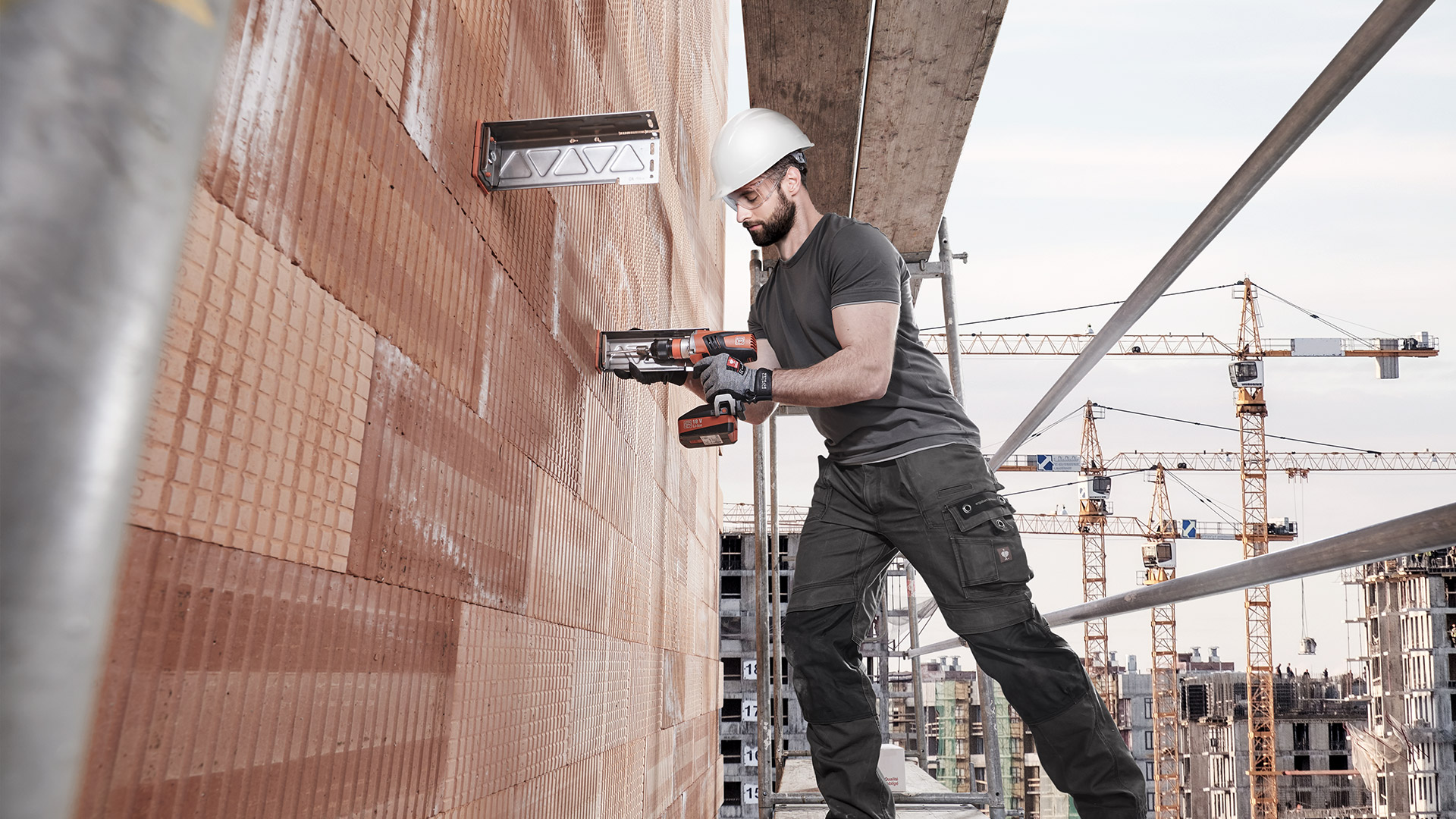 Fijaciones para construcción